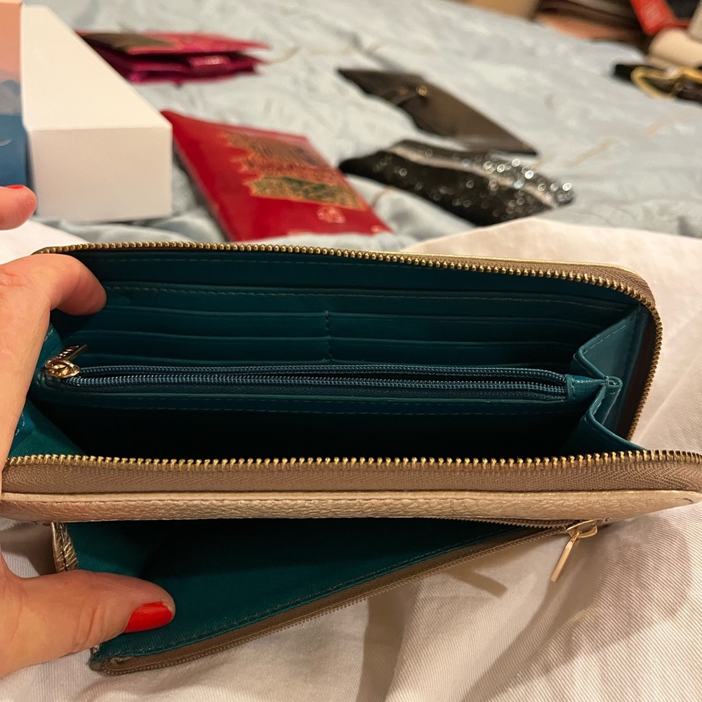 Fosil Women's Wallet Gold almost new